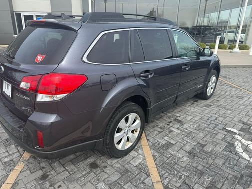 2012 Subaru Outback 2.5i Limited