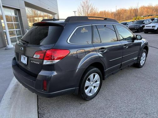 2012 Subaru Outback 2.5i Limited