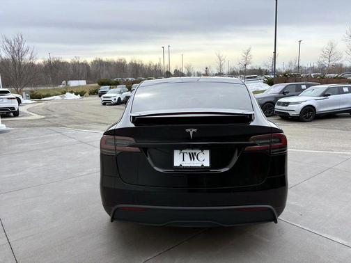 2022 Tesla Model X Dual Motor All-Wheel Drive