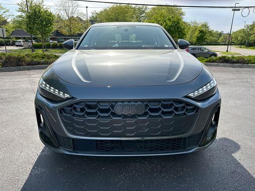 Daytona Gray Pearl Effect 2026 Audi A5 Premium Plus
