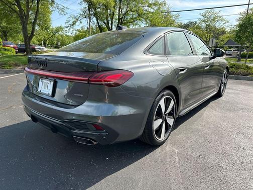 Daytona Gray Pearl Effect 2026 Audi A5 Premium Plus