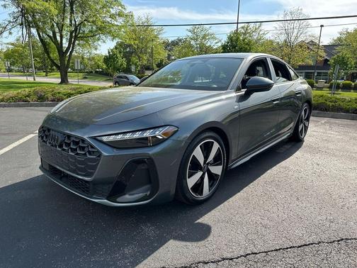 Daytona Gray Pearl Effect 2026 Audi A5 Premium Plus