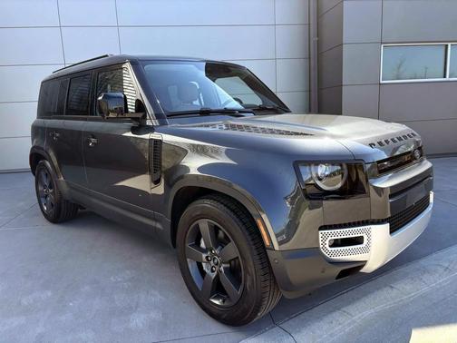 Carpathian Grey Metallic 2025 Land Rover Defender 110 P400 S