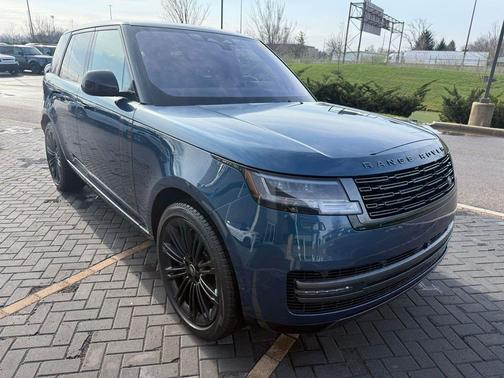 Petrolix Blue SV Bespoke Ultra Metallic Gloss 2023 Land Rover Range Rover P530 SE