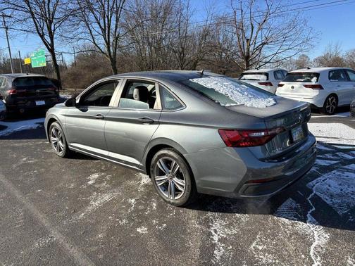2022 Volkswagen Jetta 1.5T SE