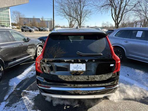 2021 Volvo XC90 Recharge Plug-In Hybrid T8 Inscription Expression 7 Passenger