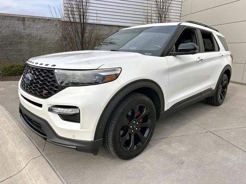 Star White Metallic Tri-Coat 2020 Ford Explorer ST