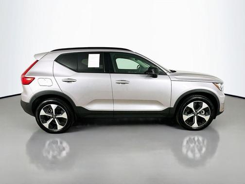 Aurora Silver 2026 Volvo XC40 Plus, B5 AWD Gas (mild hybrid), Dark
