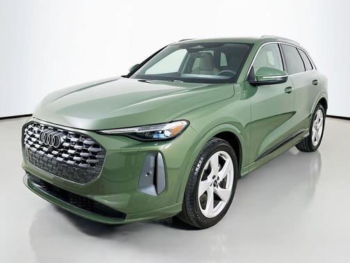 District Green Metallic 2025 Audi Q5 Prestige TFSI quattro S tronic