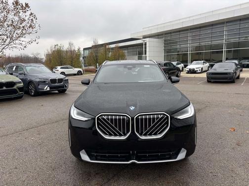 Black Sapphire Metallic 2026 BMW X3 30 xDrive