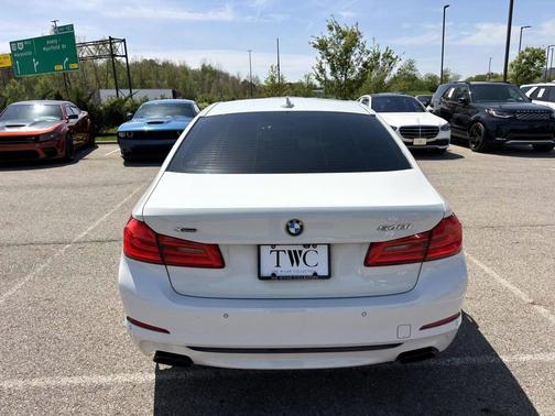Alpine White 2018 BMW 540 xDrive