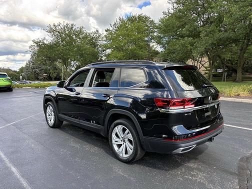 2022 Volkswagen Atlas 3.6L SE w/Technology