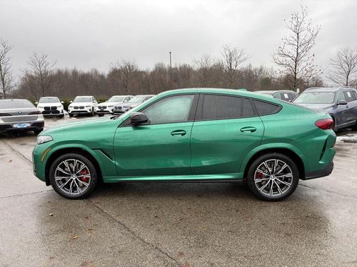 2025 BMW X6 M60i