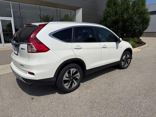 White Diamond Pearl 2016 Honda CR-V Touring