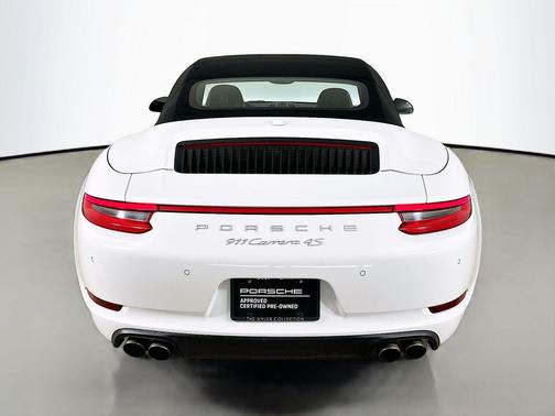 Carrara White Metallic 2017 Porsche 911 Carrera 4S Cabriolet