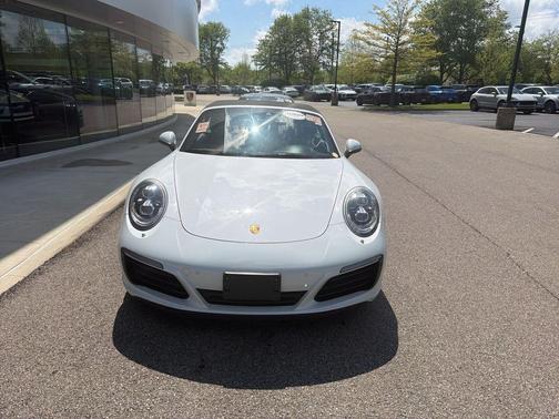 Carrara White Metallic 2017 Porsche 911 Carrera 4S Cabriolet