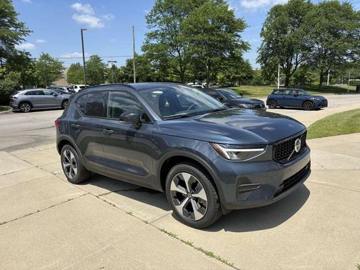 Denim Blue 2026 Volvo XC40 Core, B5 AWD Gas (mild hybrid), Dark