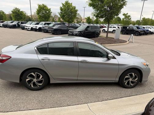 Lunar Silver Metallic 2017 Honda Accord LX