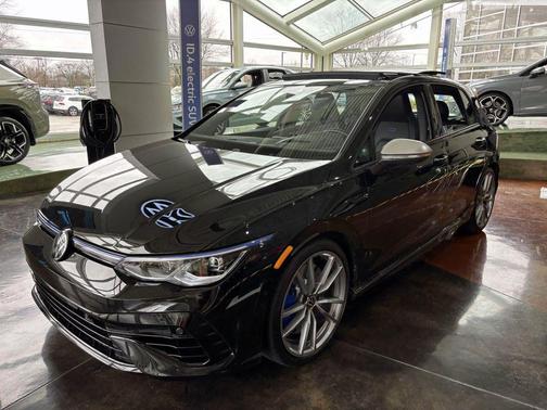 2024 Volkswagen Golf R 2.0T Manual