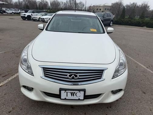 2012 INFINITI G37x Base