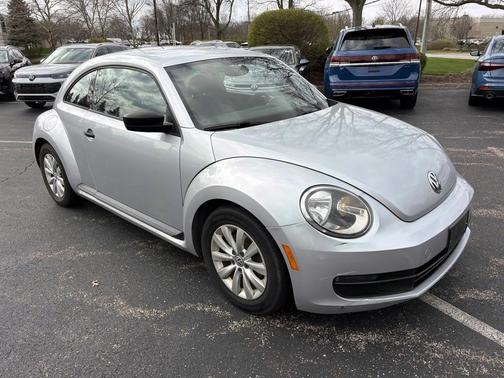 Reflex Silver Metallic 2014 Volkswagen Beetle 2.5L