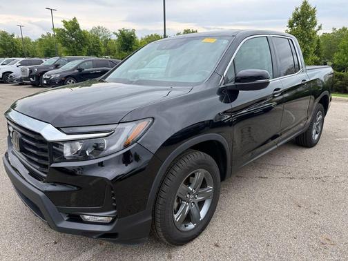Crystal Black Pearl 2023 Honda Ridgeline RTL
