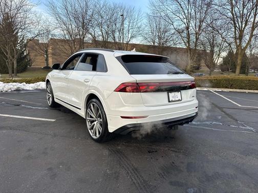 Glacier White Metallic 2026 Audi Q8 55 Prestige