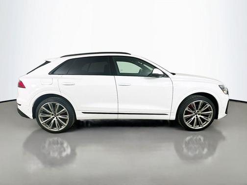 Glacier White Metallic 2026 Audi Q8 55 Prestige