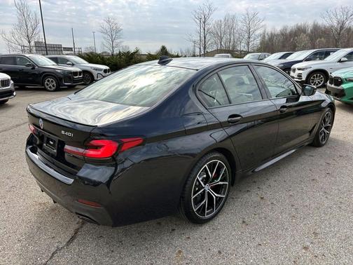 Carbon Black Metallic 2023 BMW 540 i xDrive
