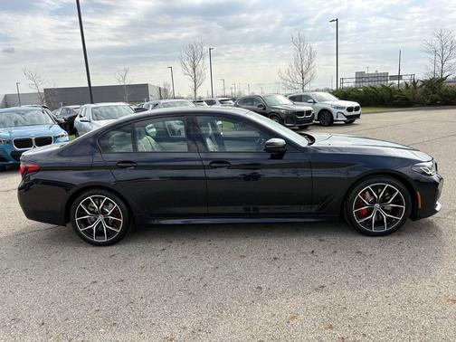 Carbon Black Metallic 2023 BMW 540 i xDrive