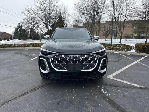 2025 Audi SQ5 3.0T Premium Plus