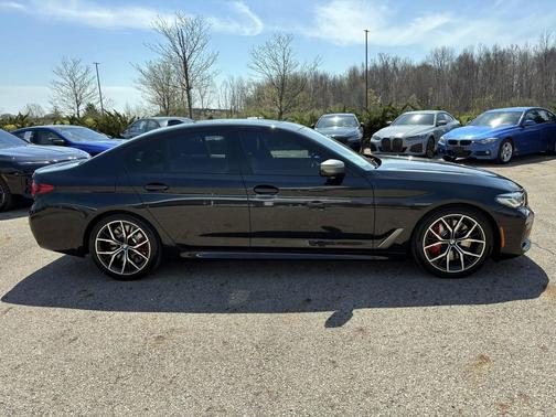 Black Sapphire Metallic 2021 BMW M550 i Xdrive