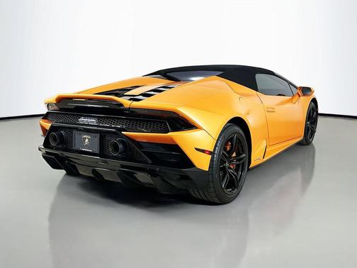Nero Noctis 2021 Lamborghini Huracan EVO Spyder