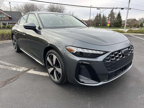 Daytona Gray Pearl Effect 2026 Audi A5 Premium Plus