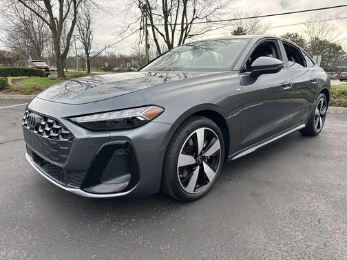 Daytona Gray Pearl Effect 2026 Audi A5 Premium Plus