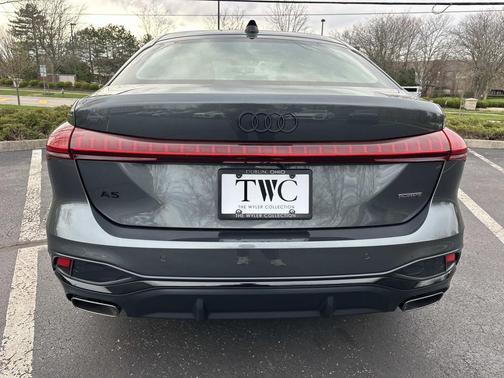 Daytona Gray Pearl Effect 2026 Audi A5 Premium Plus