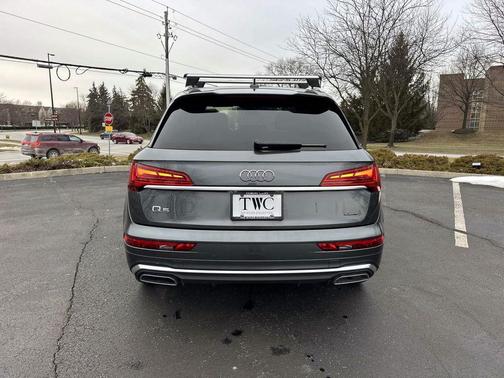 2023 Audi Q5 45 S line Premium Plus