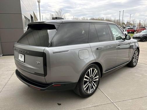 Eiger Grey Metallic 2023 Land Rover Range Rover P530 SE
