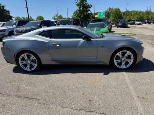 Sharkskin Metallic 2023 Chevrolet Camaro RWD Coupe LT1
