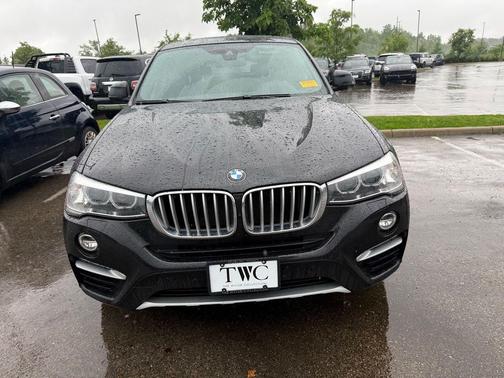 Black Sapphire Metallic 2018 BMW X4 xDrive28i