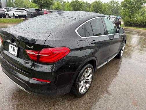 Black Sapphire Metallic 2018 BMW X4 xDrive28i