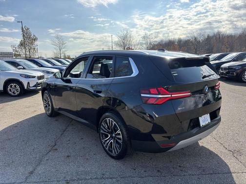 Black Sapphire Metallic 2026 BMW X3 30 xDrive