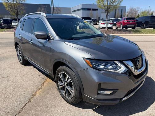 2017 Nissan Rogue SL