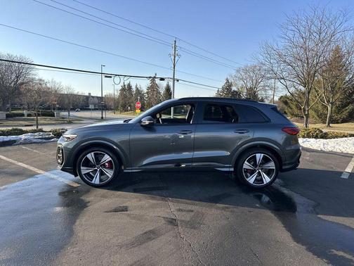 2025 Audi SQ5 3.0T Premium Plus