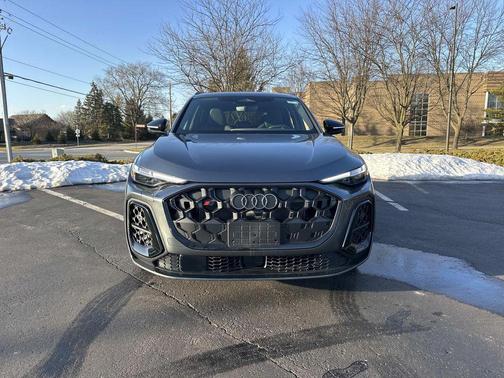 2025 Audi SQ5 3.0T Premium Plus
