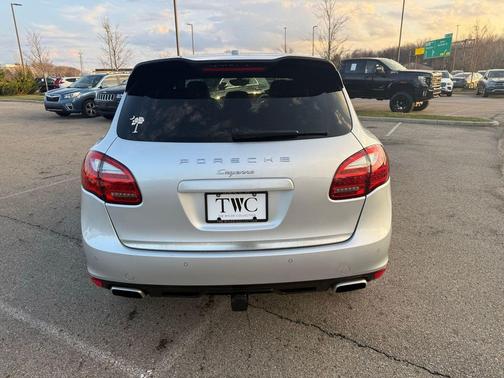 2013 Porsche Cayenne Cayenne