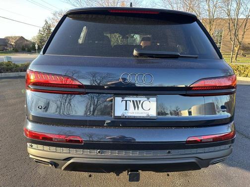 2026 Audi Q7 55 Premium Plus