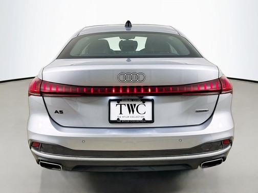 Florett Silver Metallic 2025 Audi A5 Premium Plus
