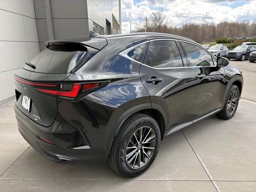 Obsidian 2024 Lexus NX 350h AWD