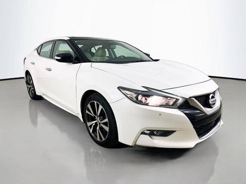 Pearl White 2017 Nissan Maxima 3.5 SL